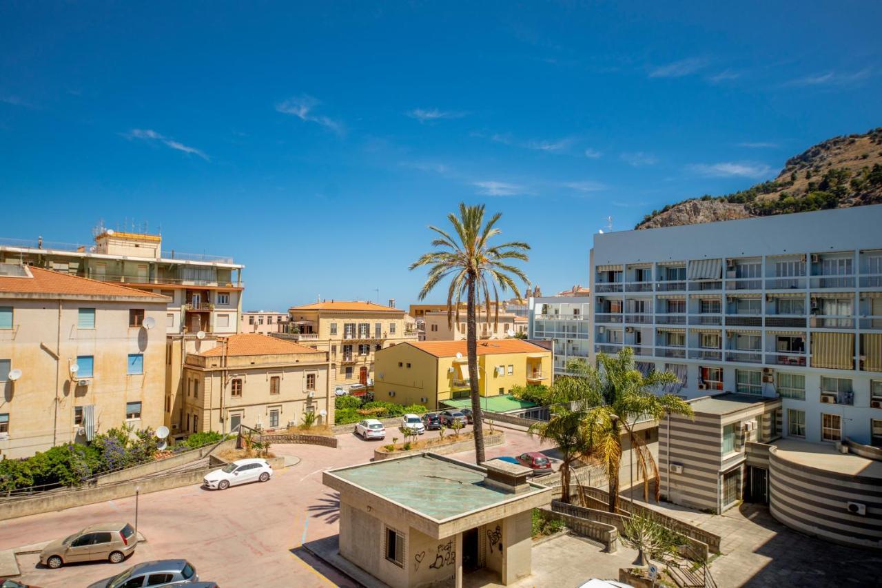 Queen'S House Cefalu Appartamento Vicino Il Mare Екстер'єр фото